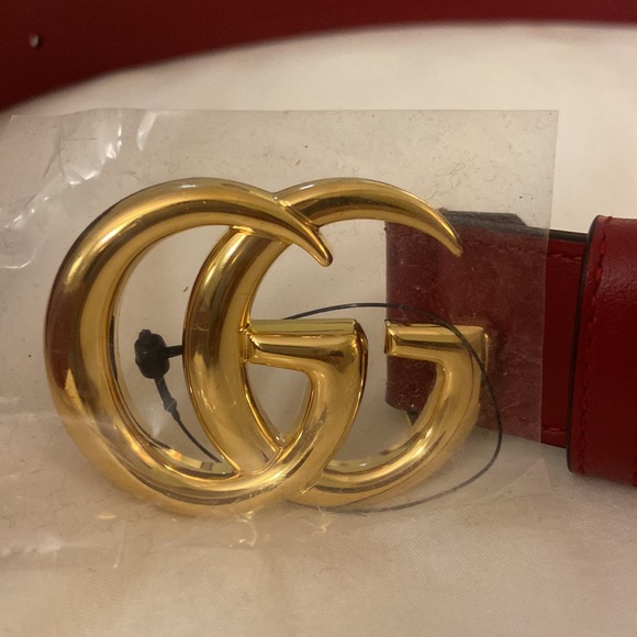 Never worn gucci size 80 red belt - Picture 3 of 6